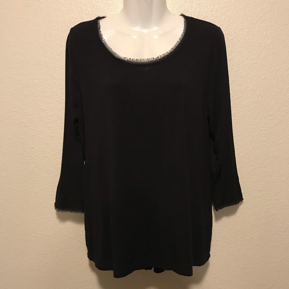 Rose & Olive Black Scoop Neck 3/4 Sleeve Blouse
